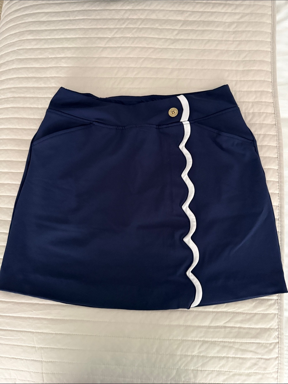 Lilly Pulitzer luxletic Navy Mini Skort with White Scallop Trim